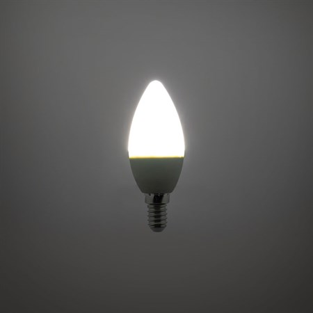 Žárovka LED E14  5W C35 bílá studená RETLUX RLL 262