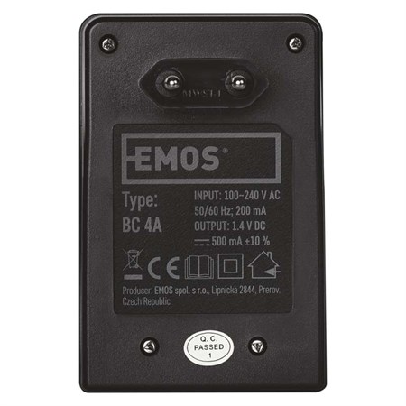 Nabíječka baterií EMOS BC 4A