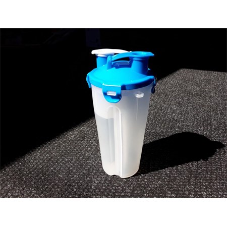 Travel water and feed bottle - blue