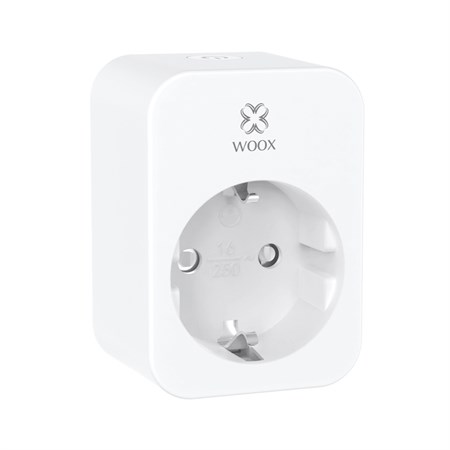 Smart socket WOOX R6118 WiFi Tuya