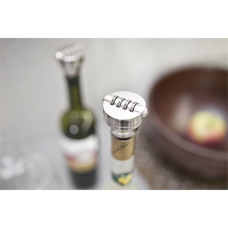 Zámek na víno GADGET MASTER Bottle Lock