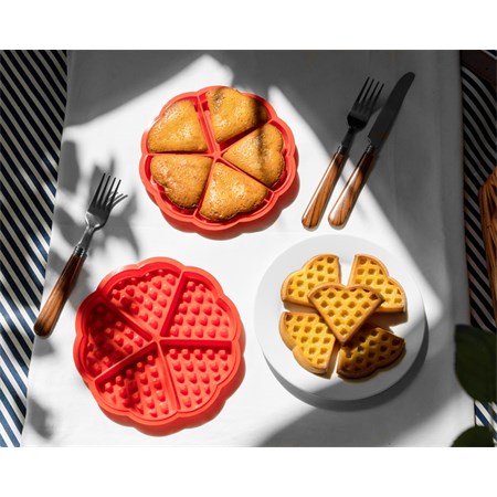 Forma na pečenie vaflí a sušienok GADGET MASTER Waffles and Cookies Heart Mould