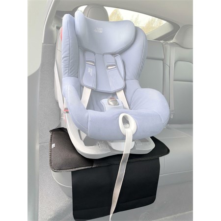Protective pad under the car seat CAR KIDS COVER SIXTOL black