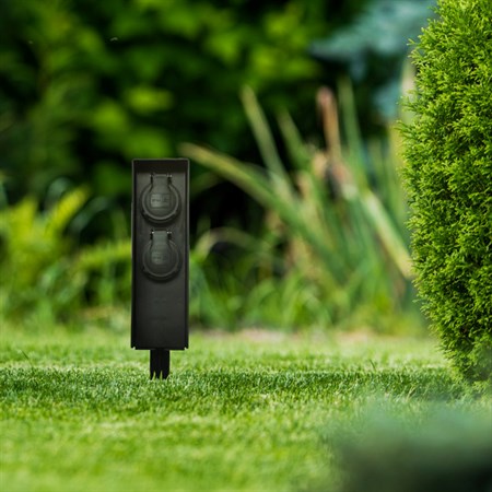 Garden post with drawer DPM FMG0002