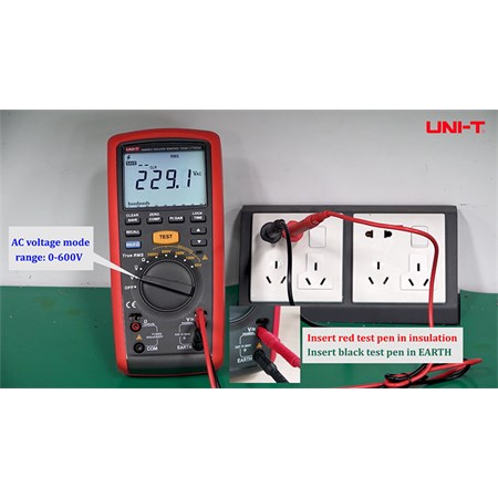 Insulation Resistance Tester UNI-T UT505A