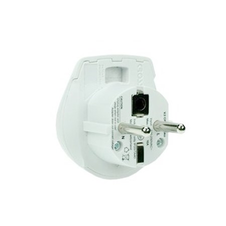 Travel adapter SKROSS PA30 for foreigners in the Czech Republic