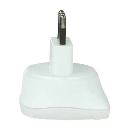 Travel adapter SKROSS PA25 from the Czech Republic for use in Italy