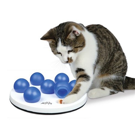 Hračka pro kočky TRIXIE CAT AKTIVITY SOLITAIRE 20 cm