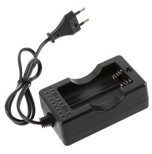 Battery charger 2xLi-Ion 18650